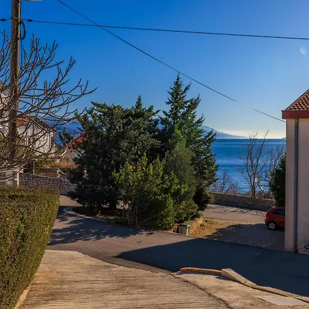 公寓 Cozy With Sea View 诺维·维诺多尔斯基